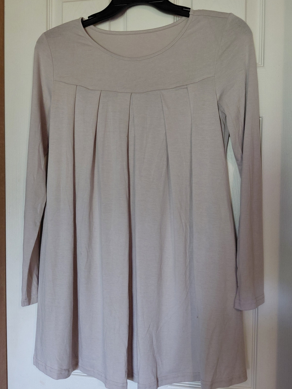 Women's Long-Sleeve Pleated Swing Dress - Light Taupe